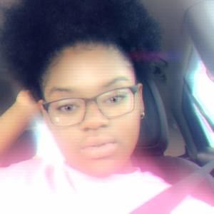 Meet your Posher, Leyah